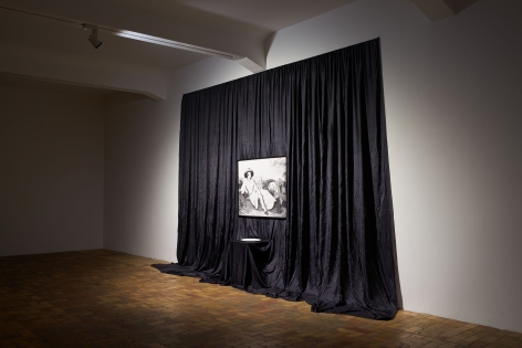 JAMES LEE BYARS, The Poetic Conceit and Other Works, Berlin, 2015, Installation Image 2